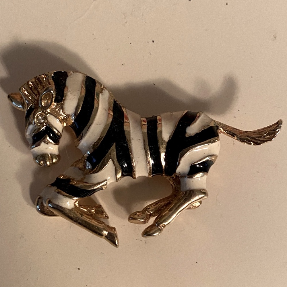 Zebra brooch 1940's costume jewelry
